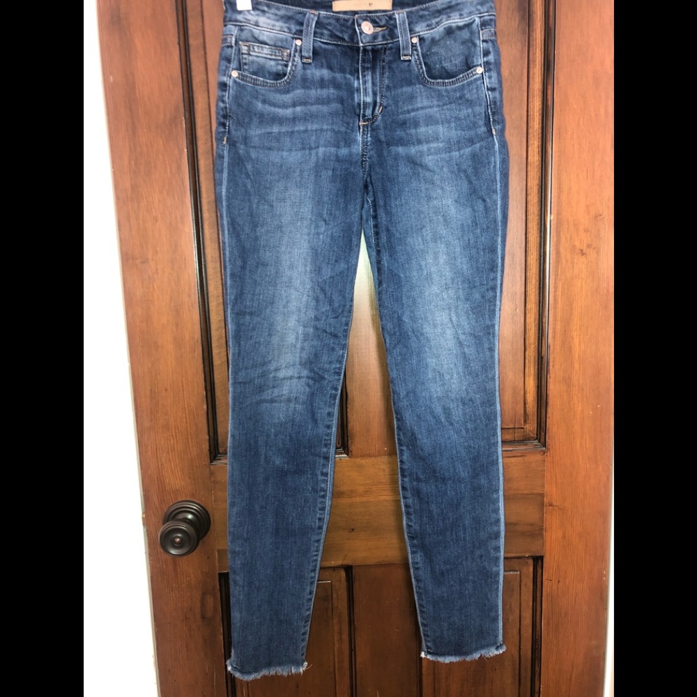 JOE’S skinny ankle jeans